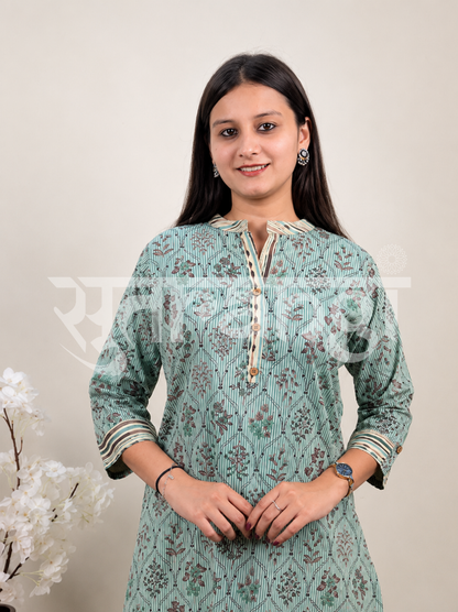 Sage Garden Printed Kurta Set